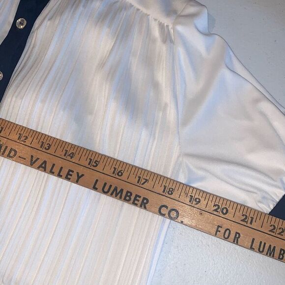 Vintage White Navy Half Button Short Sleeve Dress with Tie Waist Belt Size Mediu - Picture 14 of 15